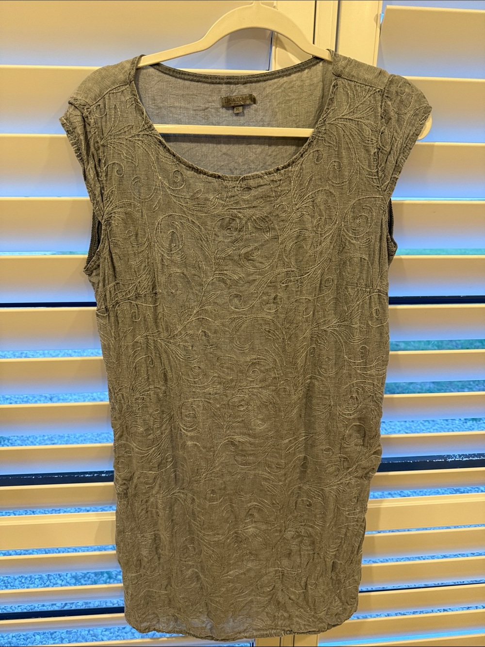 Lina Tomei Gray Embroidered Cap-Sleeve Shift Dress